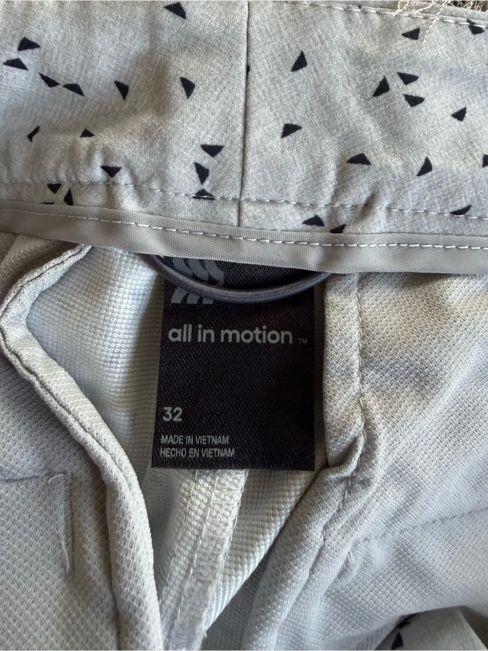 All In Motion White Patterned Golf Shorts Size 32 Casual Performance Style